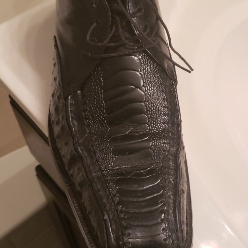 Dress shoes